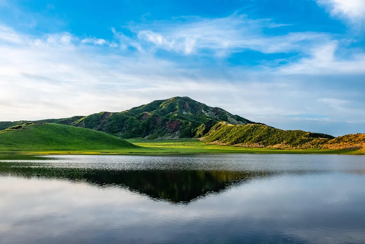 caldera, lake, mountain, water, reflection, sky, clouds, kumamoto, aso, asahi, japan, nature, scenery, scenic, mountain, mountain, mountain, mountain, mountain,